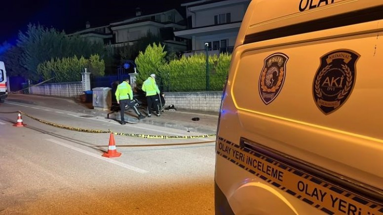 Bursa'da gece yarısı kahreden kaza; Trafoya çarptı, hayatını kaybetti