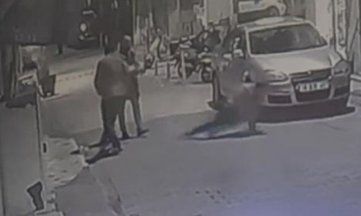 Bursa'da gece yarısı silah sesleri; Önünü kesti...