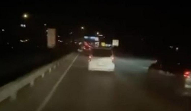 Bursa’da kendisine çarpan sürücüyü böyle kovaladı!