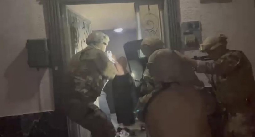 Bursa'da kurşunlama ve gasp çetesi çökertildi, baskın anları nefes kesti!