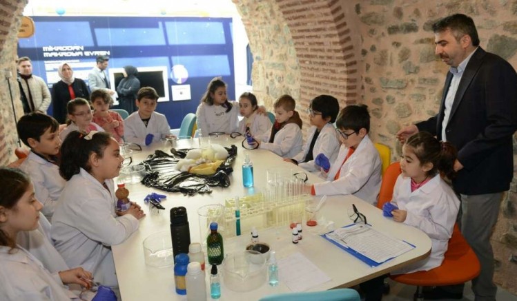 Bursa'da Molla Yegan Çocuk Üniversitesi büyük ilgi görüyor!