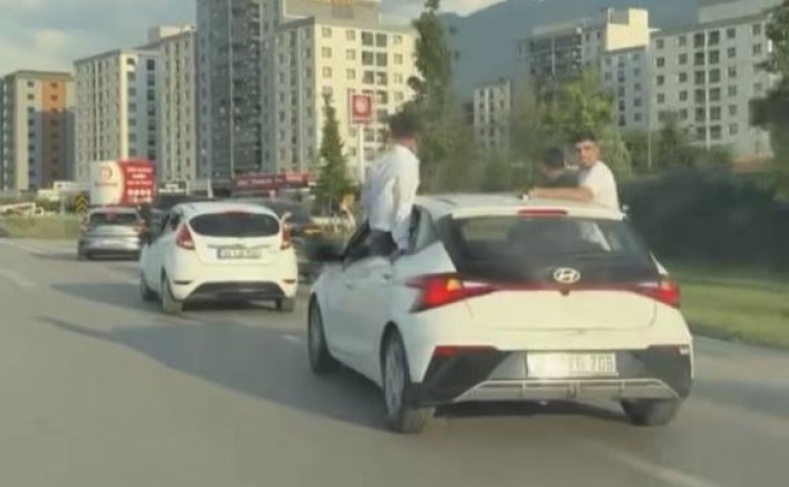 Bursa'da trafik güvenliğini hiçe sayan hareketler!