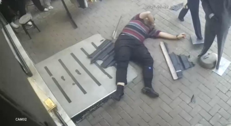 Bursa'da yavru kediyi kurtarmak isterken canından oldu!