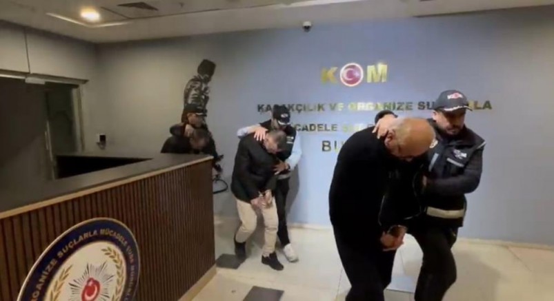 Bursa'da yüksek faizle borç veren çeteye operasyon