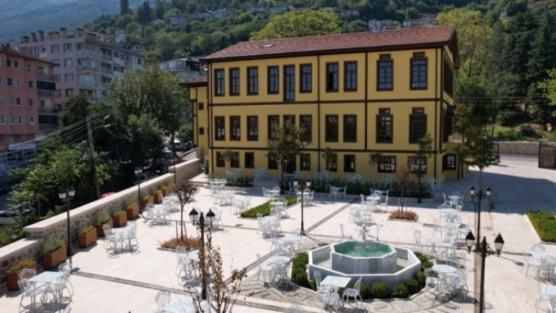 Bursa Düşünce Okulu'na herkes davetli!