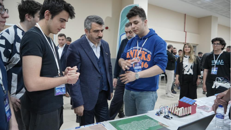 Bursa Gençlik ve Teknoloji Festivali'ne büyük ilgi
