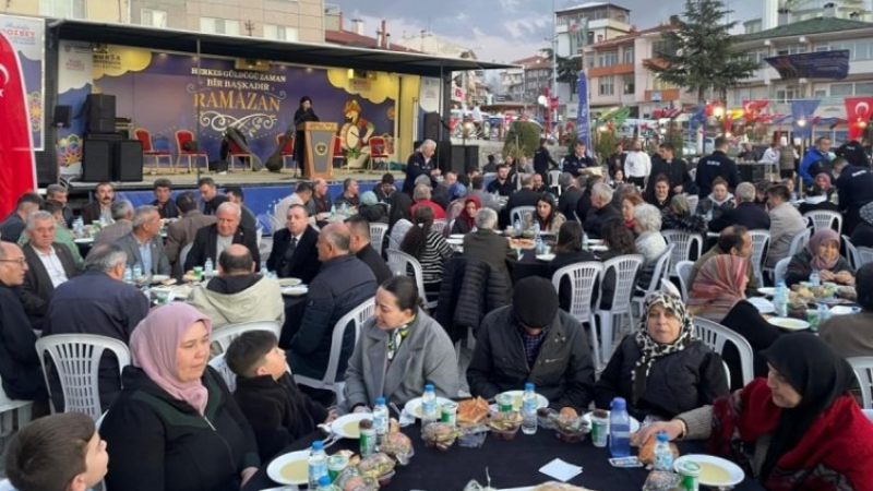 Bursa Harmancık paylaşmanın ve dayanışmanın örneğini gösterdi