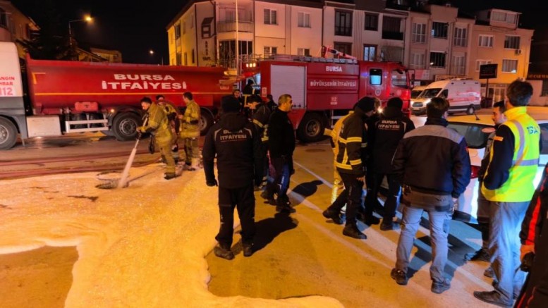 Bursa İnegöl'de gece yarısı panik anları; Patlama oldu...