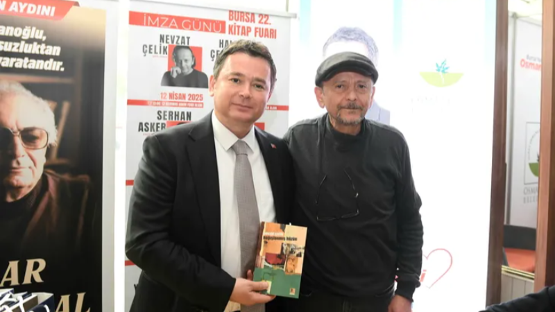 Bursa Kitap Fuarı’nda Osmangazi standına büyük ilgi