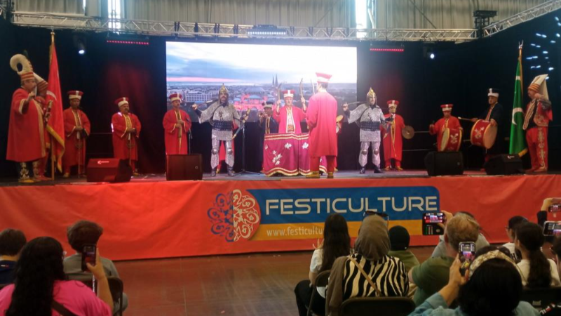 Bursa Mehter Takımı Avrupa'da ses getiriyor