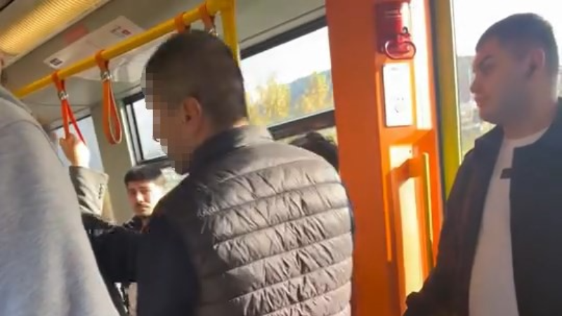 Bursa metrosunda alkollü yolcu krizi