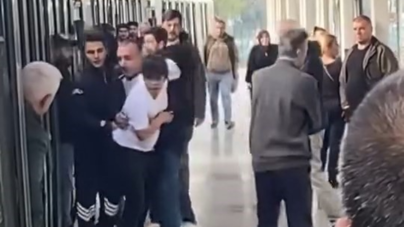 Bursa metrosunda yine istenmeyen görüntüler!