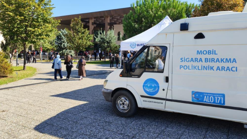 Bursa mobil ekipler vatandaşları sigara bırakmaya teşvik ediyor!