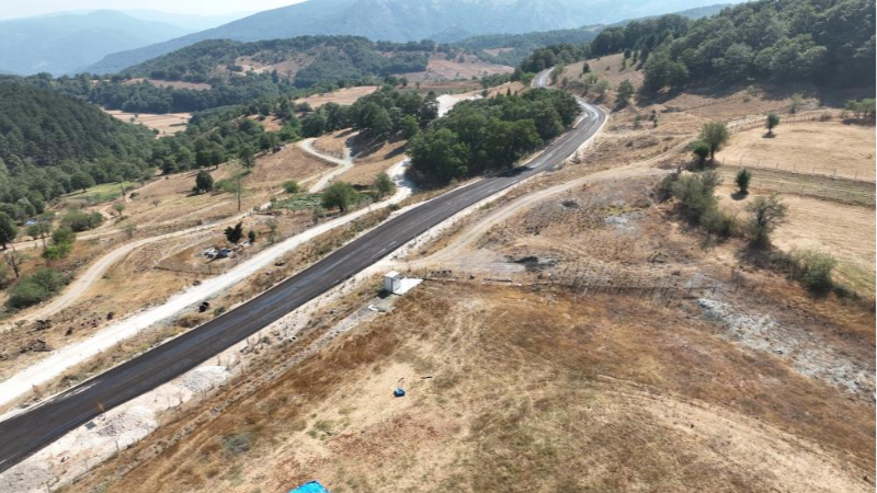 Bursa Mustafakemalpaşa'da yollar işte böyle oluyor