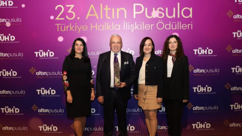 Bursa Nilüfer Belediyesi ödülleri bir bir topluyor!
