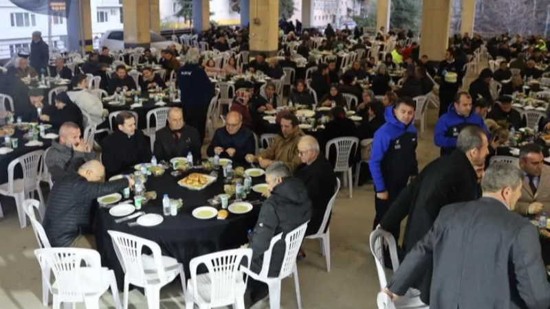 Bursa Orhaneli'de Ramazan'ın bereketi paylaşıldı