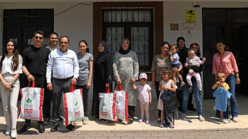 Bursa Osmangazi Belediyesi bayram öncesi çocukları sevindirdi