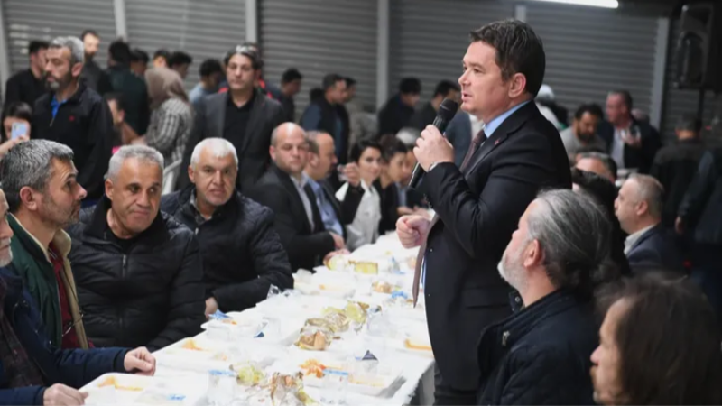 Bursa Osmangazi Belediyesi binlerce kişiyi aynı sofrada buluşturdu