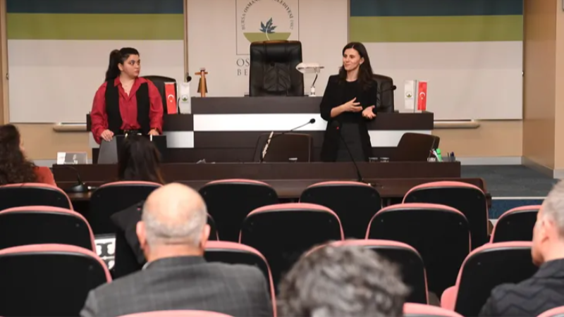 Bursa Osmangazi Belediyesi’nden bu kez yöneticilere eğitim