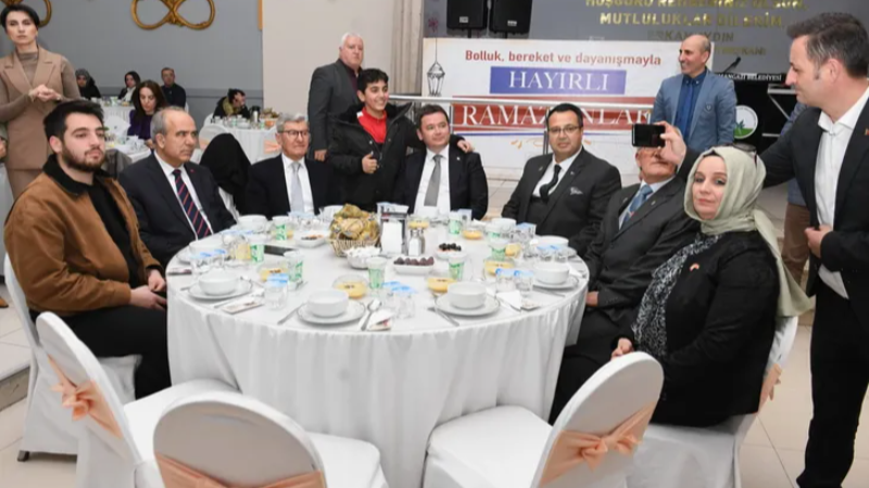 Bursa Osmangazi Belediyesi’nden şehit ve gazi ailelerine iftar