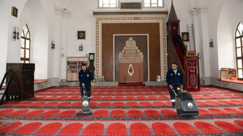 Bursa Osmangazi'de camiler ramazan'a hazır!