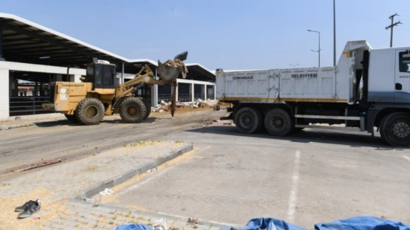 Bursa Osmangazi'de hummalı temizlik!