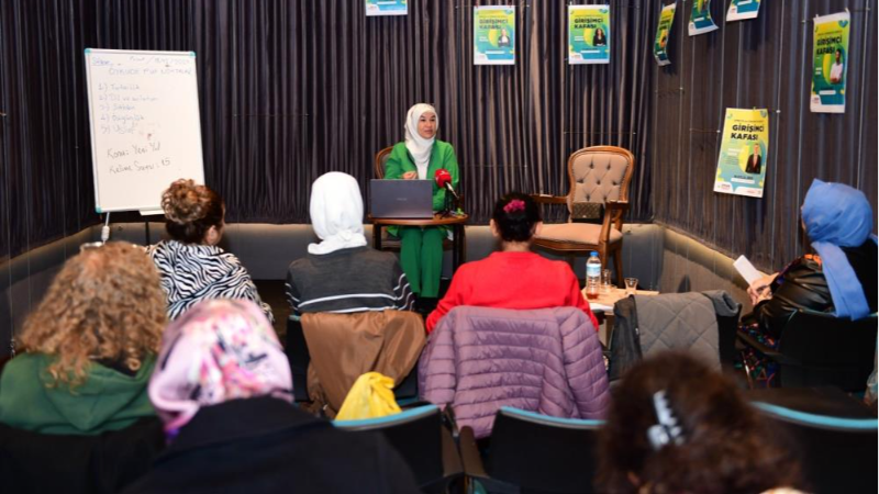 Bursa Osmangazi’de öyküler derinlemesine ele alındı