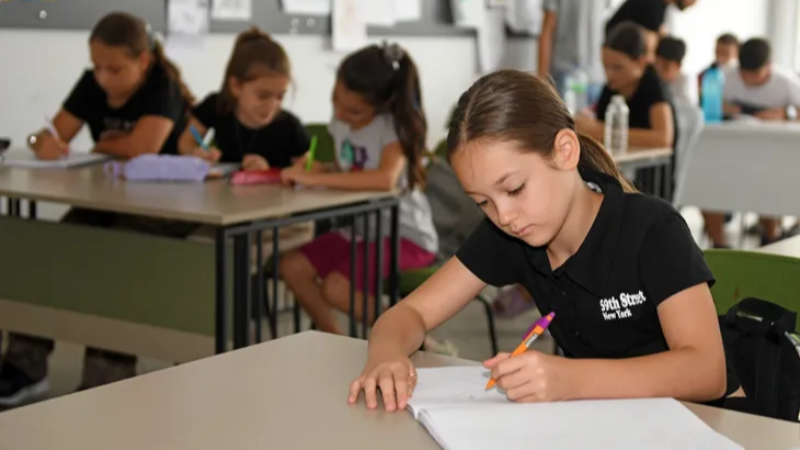 Bursa Osmangazili çocuklara İngilizce eğitimi
