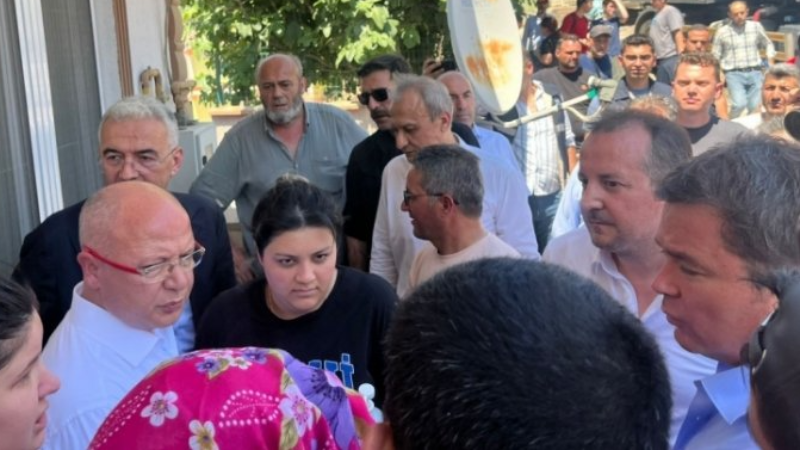 Bursa protokolü yangın bölgesindeydi