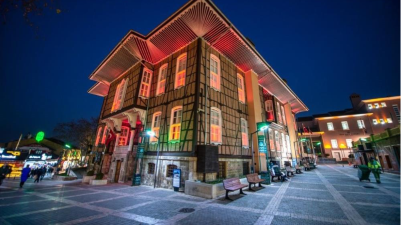 Bursa Tarihi Belediye Binası gündemdeki yerini koruyor; İşte yeni açıklama
