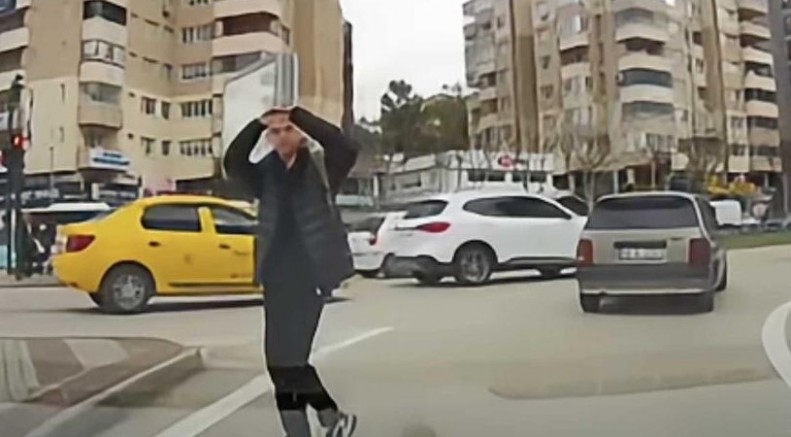 Bursa trafiğinde dikkat çeken an!