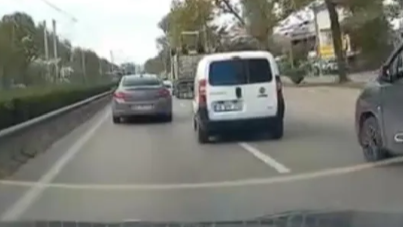 Bursa trafiğinde tehlikeli anlar!