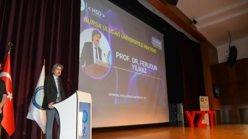 Bursa Uludağ Üniversitesi'nde geleceğin teknolojisi konuşuldu