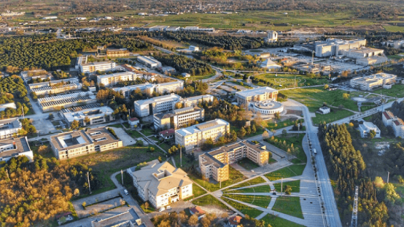 Bursa Uludağ Üniversitesi'nde tartışmalara neden olan etkinlik!