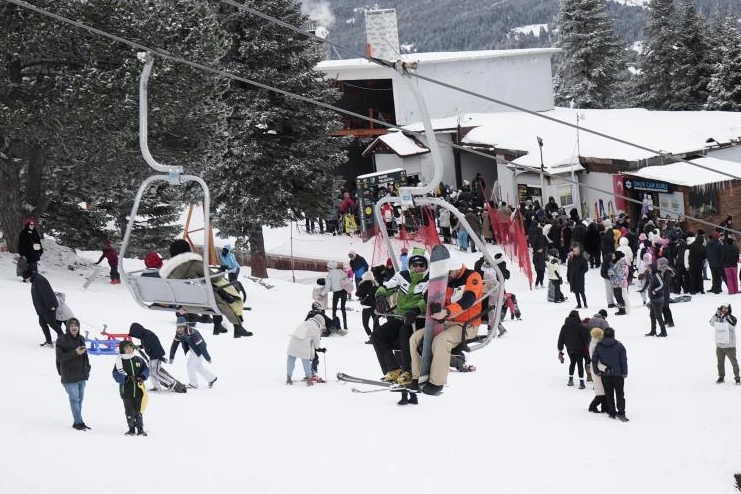 Bursa, Uludağ'a akın etti