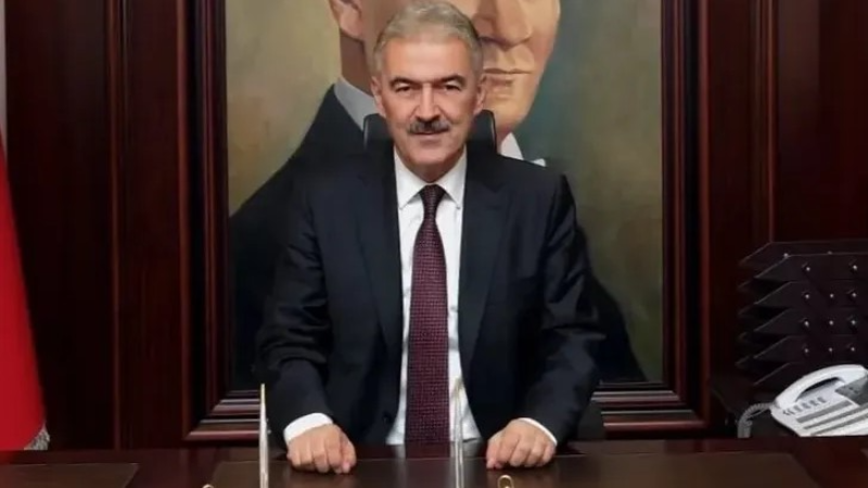 Bursa Valisi Ayyıldız'dan 23 Nisan mesajı