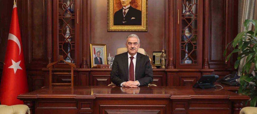 Bursa Valisi Erol Ayyıldız’dan 19 Mayıs mesajı
