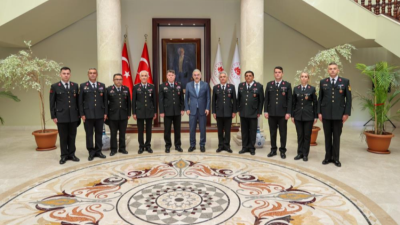 Bursa Valisi Erol Ayyıldız, jandarma teşkilatının 186. kuruluş yılını kutladı