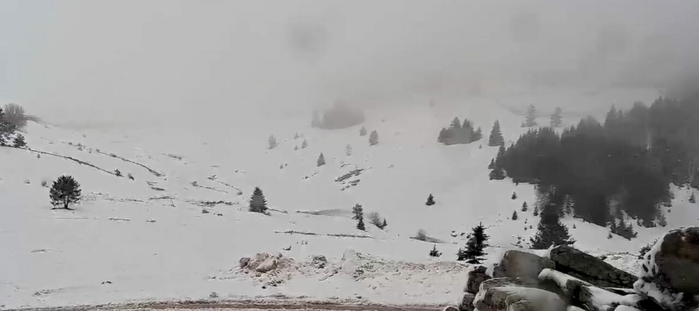 Bursa'ya bahar değil kar geldi!