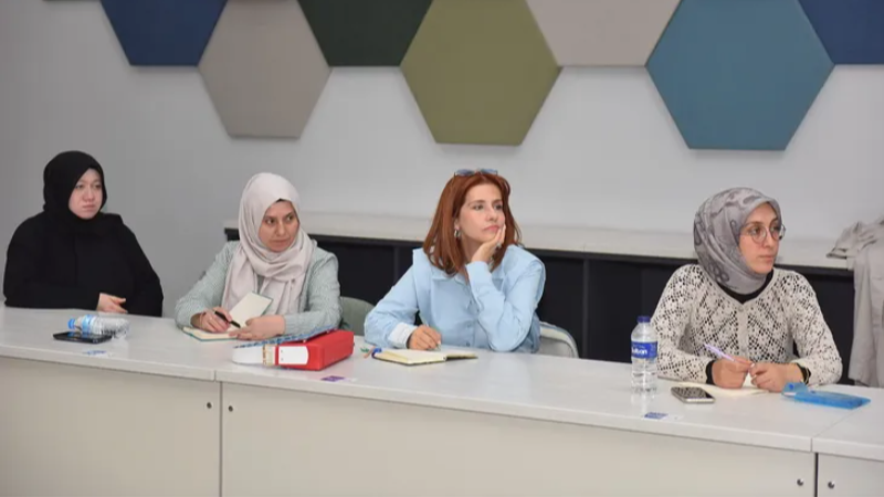 Bursa Yıldırım Belediyesi’nden yazı atölyesi