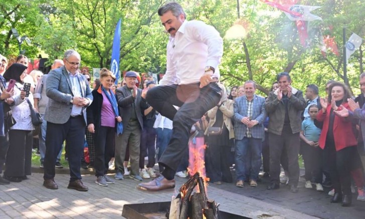 Bursa Yıldırım'da Hıdırellez coşkusu; Başkan neler yaptı neler...