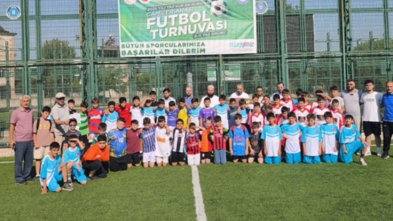 Bursa Yıldırım'da Kuran kursları arası futbol turnuvası başladı!