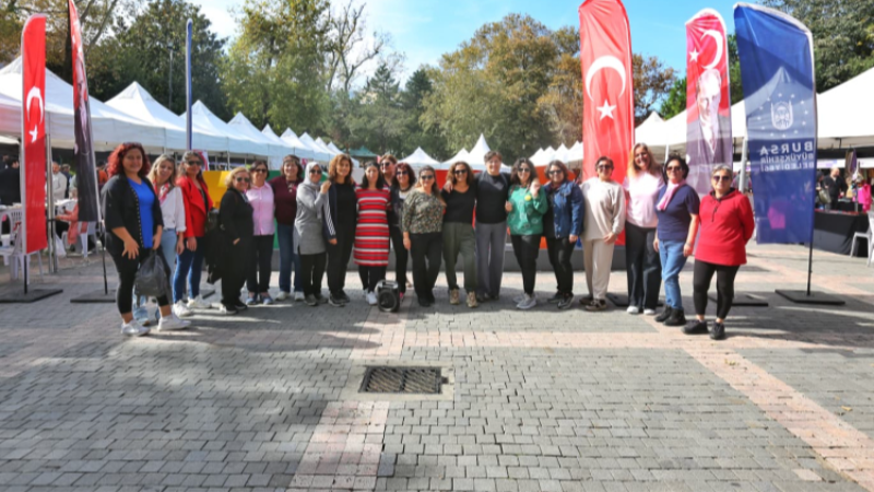 Bursa'da  bu etkinlik hem göze hem damağa hitap ediyor