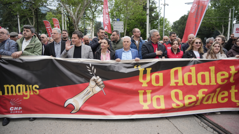 Bursa'da 1 Mayıs işte böyle kutlandı