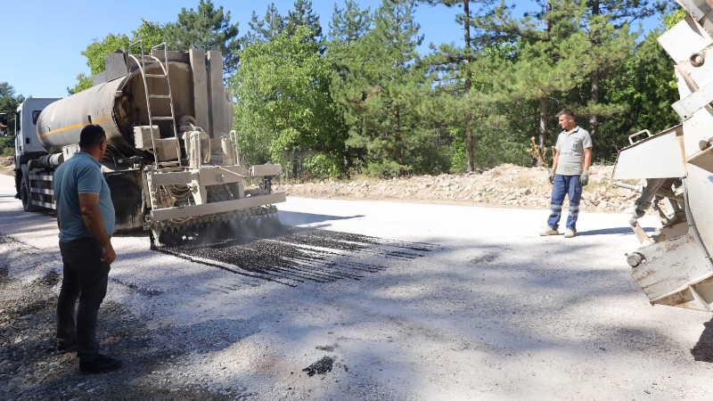 Bursa'da 10 kilometrelik yol 25 yıl sonra yenilendi