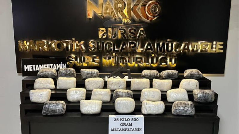 Bursa’da 25 buçuk kilo metamfetamin ele geçirildi