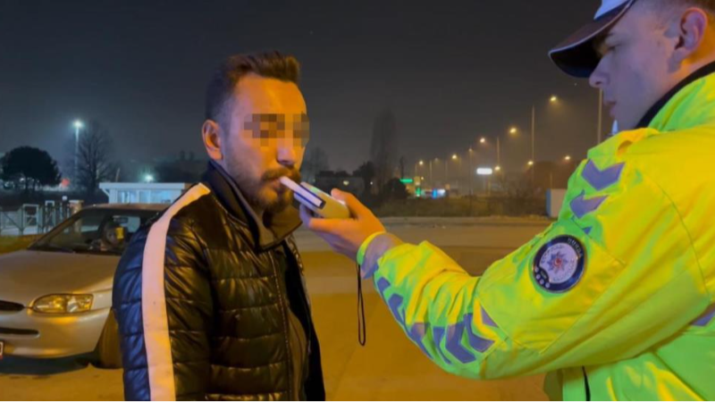 Bursa'da 3.kez alkollü yakalandı ehliyeti daimi iptal oldu