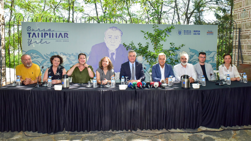 Bursa'da Ahmet Hamdi Tanpınar unutulmuyor