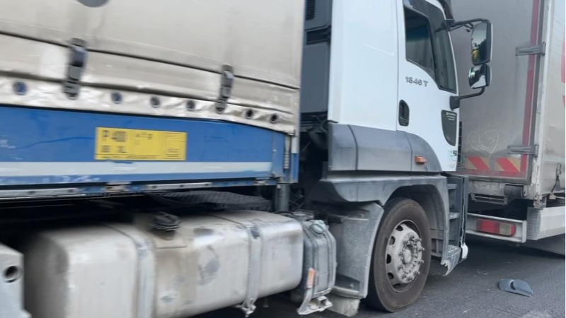 Bursa'da akılalmaz kaza; Tam 7 araç...