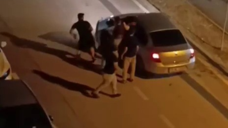 Bursa'da akıllalmaz olay; Sürücüyü böyle darp ettiler